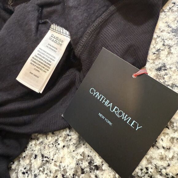 Cynthia Rowley Sweatshirt Womens Black Spooky Sequin Halloween NWT Medium - Picture 5 of 6